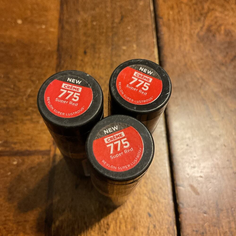 Revlon Super Lustrous Creme‎ Lipstick Creamy Formula 775 Super Red 0.15 oz Lot 3